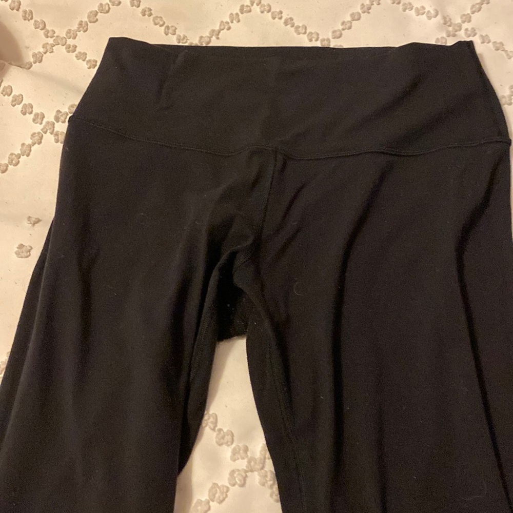 Lululemon black leggings